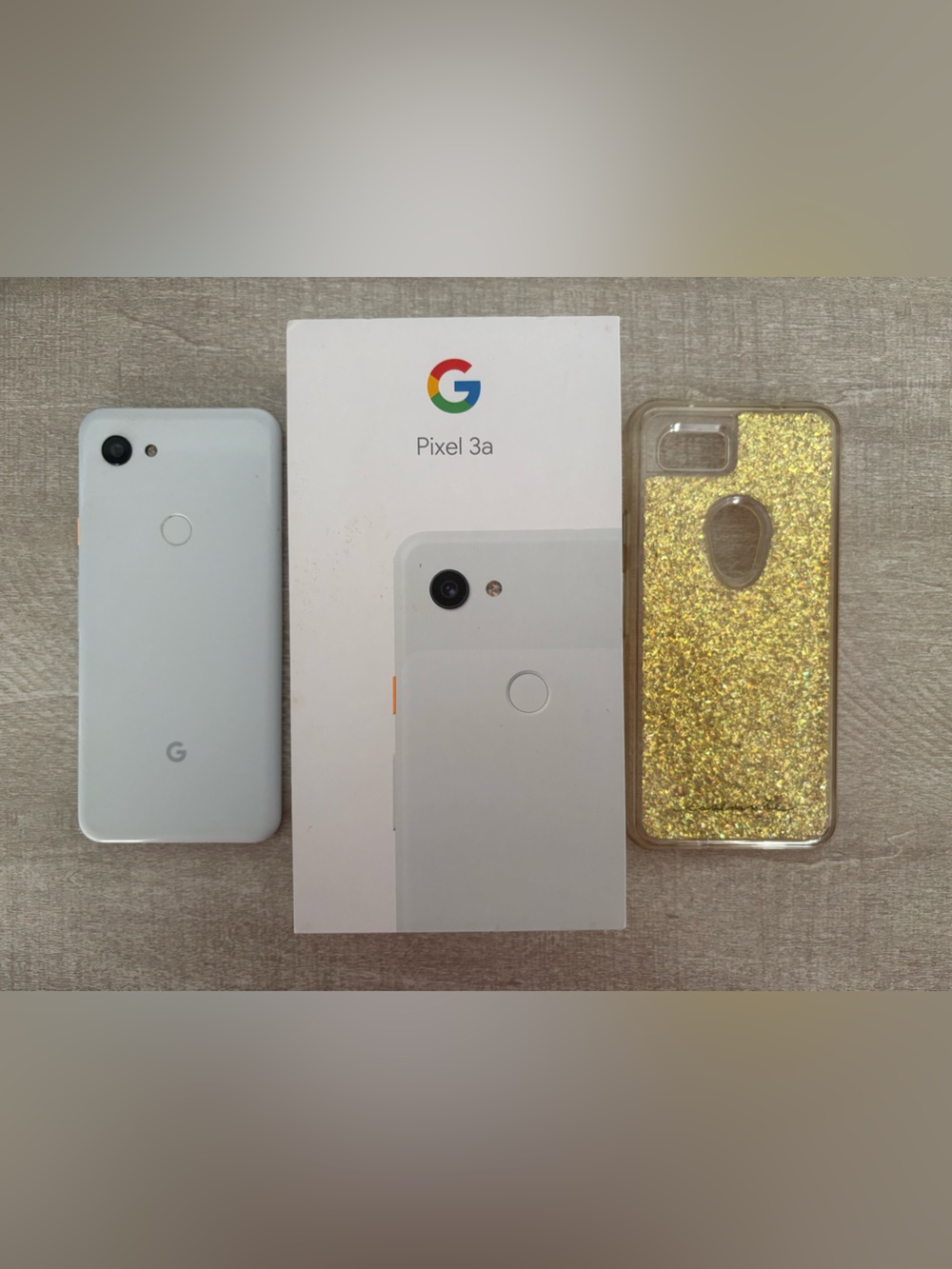 google Pixel 3a in Clearly White with Gold Glitter Case